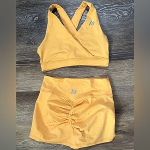 NWOT cross top & scrunch bum short RachelDilllon x Muscle Nation CSB small mango
